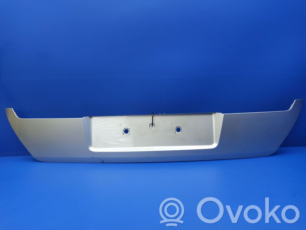 BMW 7 E65 E66 Tailgate trim 