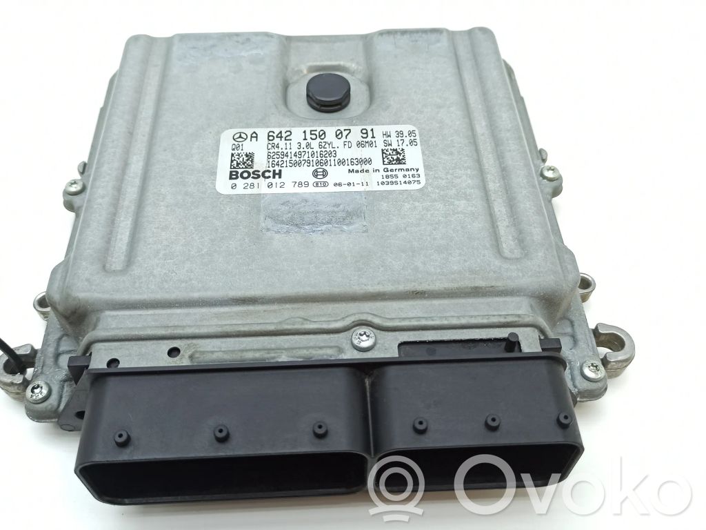 Mercedes-Benz E W211 Engine control unit/module 
