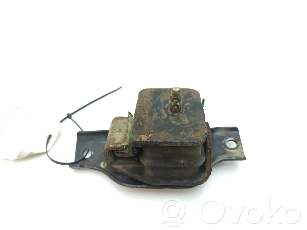 Subaru Impreza II Engine mount bracket 