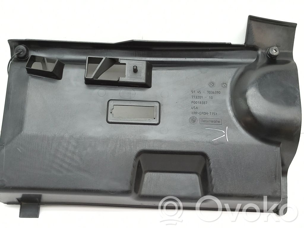 BMW Z4 E85 E86 Revestimiento de los botones de la parte inferior del panel 