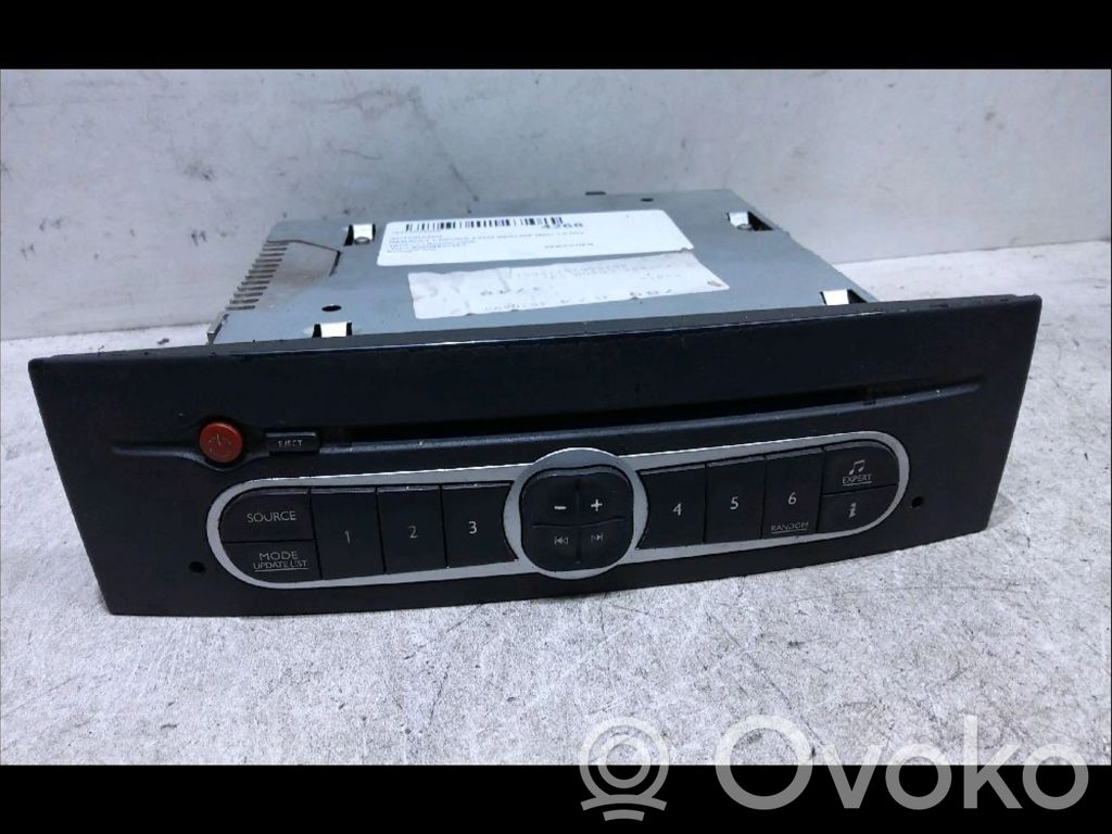 Renault Laguna II Radio/CD/DVD/GPS head unit 