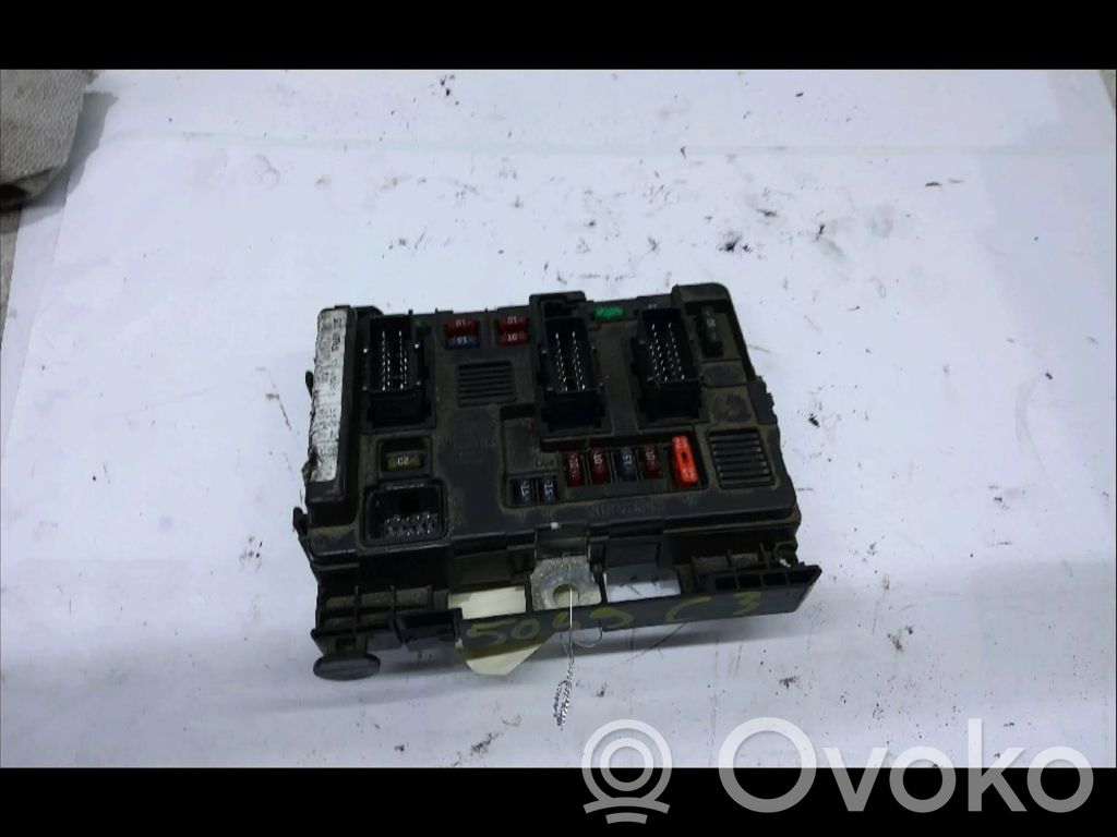Citroen C3 Fuse module 