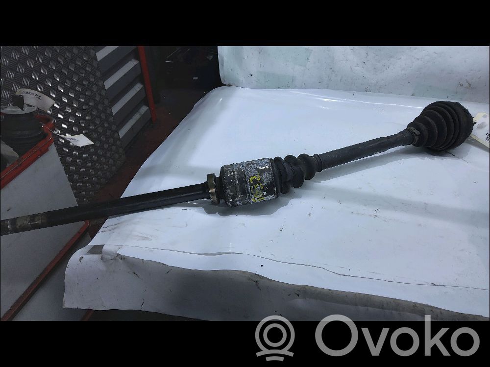 Eje de transmisión delantero   8200169281