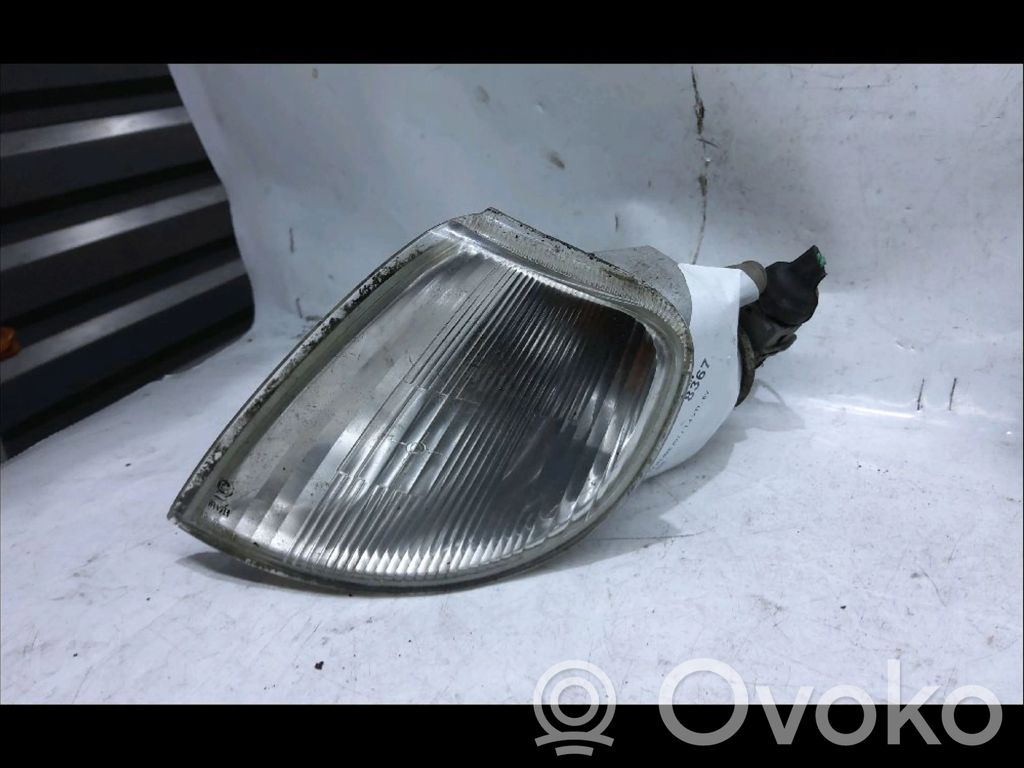 Front indicator light   630359