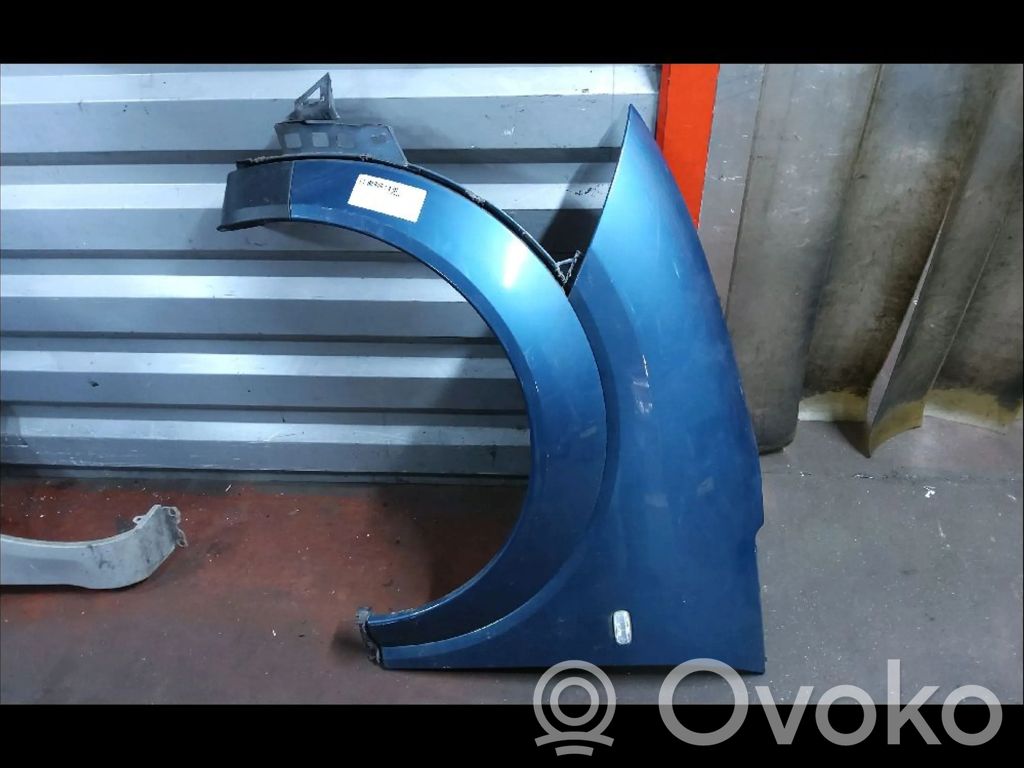Sparnas   8Z0821105CGRU