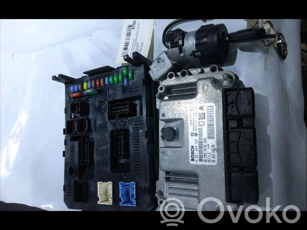 Peugeot 307 Engine control unit/module 