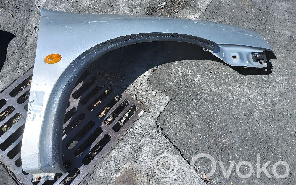 Opel Corsa B Sparnas 