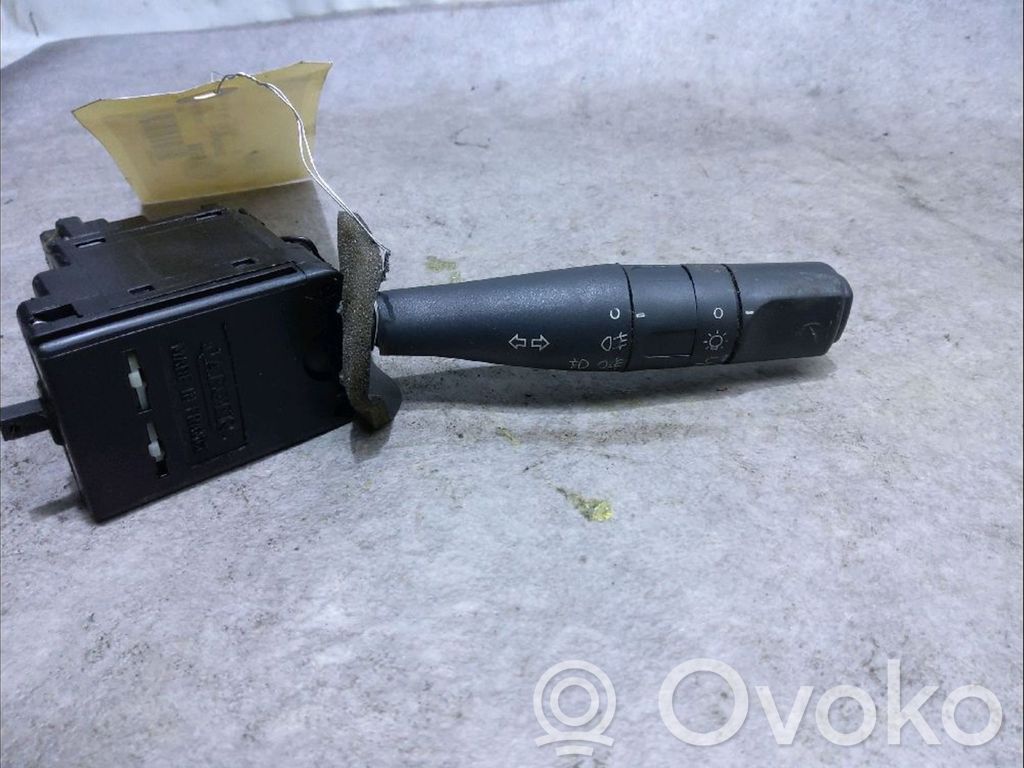 Peugeot 306 Palanca de intermitentes 