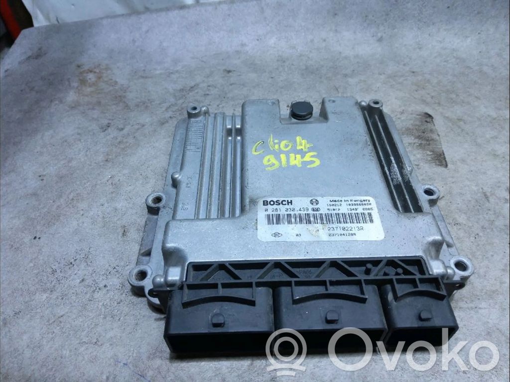 Renault Clio IV Engine control unit/module 