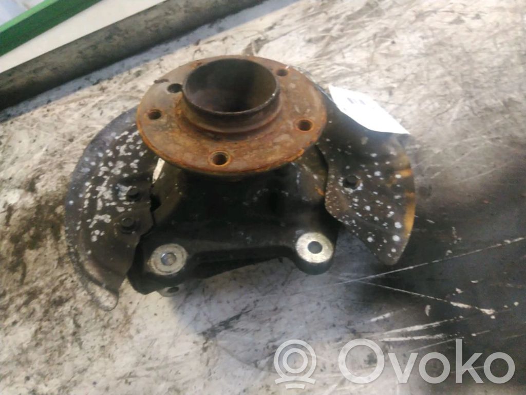 Front wheel hub   31216765157