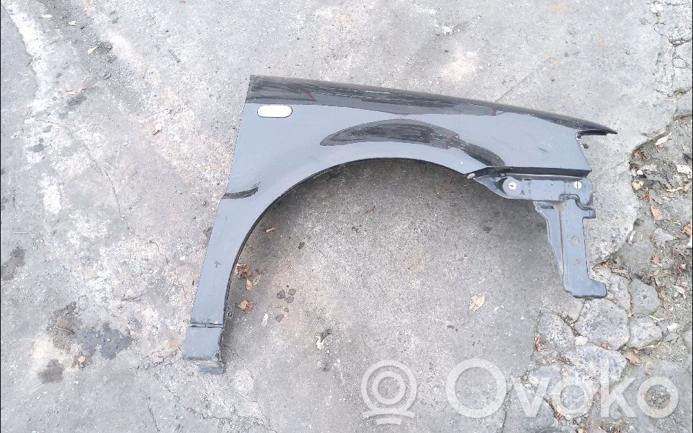 Volkswagen Polo III 6N 6N2 6NF Sparnas 