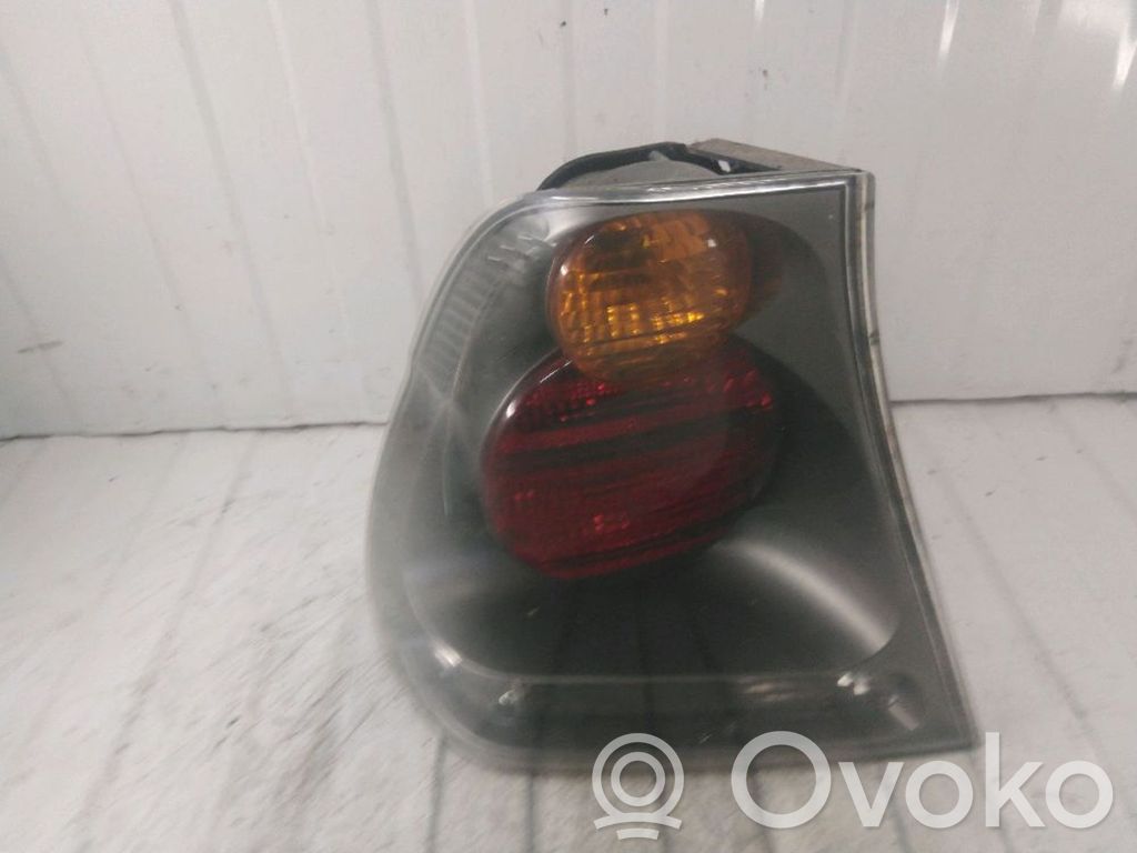 BMW 3 E46 Galinis žibintas kėbule 