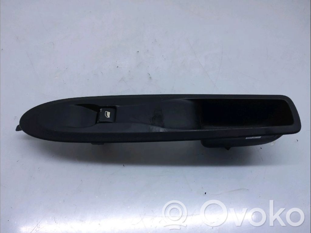 Citroen C4 II Electric window control switch 