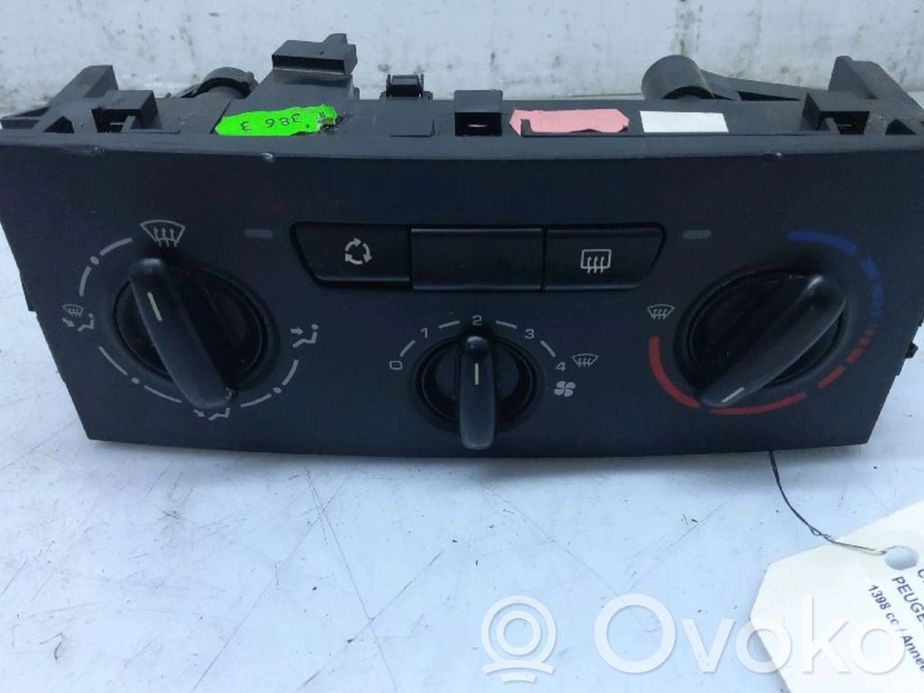 Peugeot 207 Air conditioning/heating control unit 