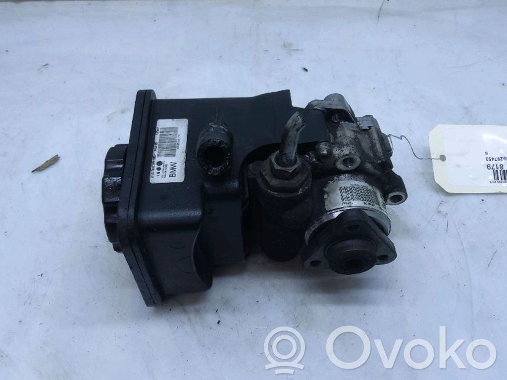 BMW X3 E83 Power steering pump 