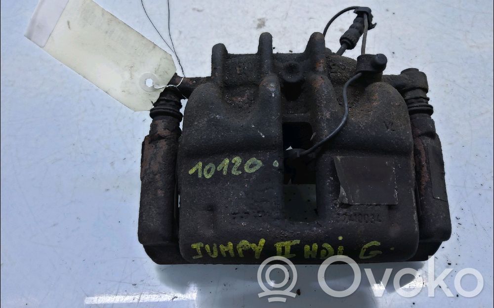 Front brake caliper   1607731680