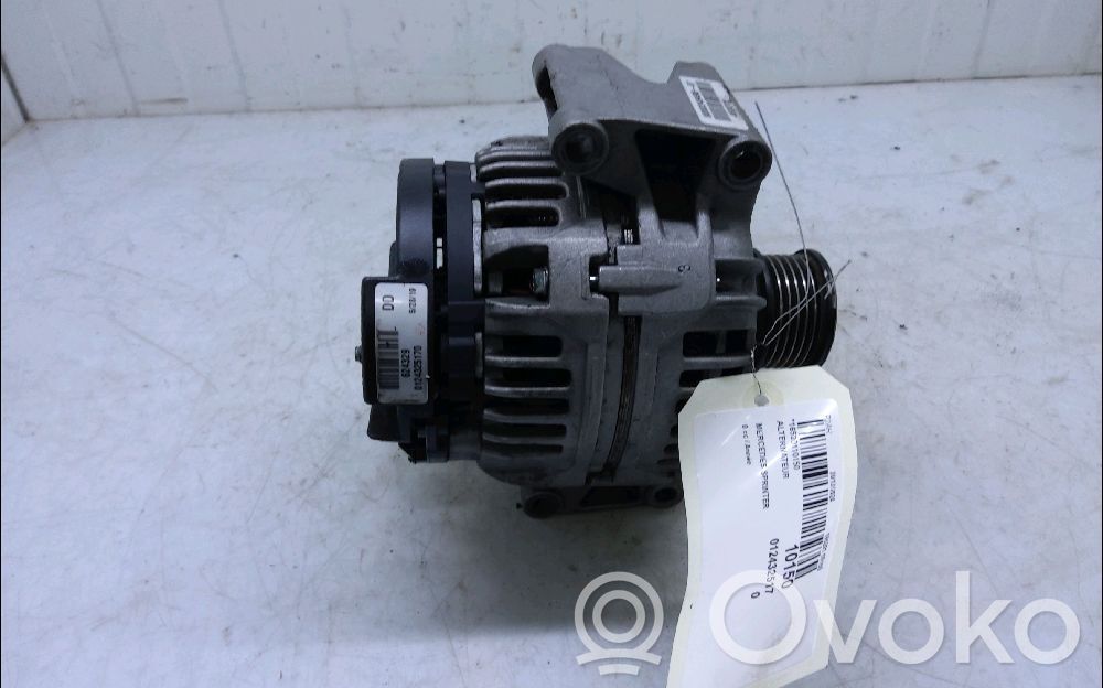 Mercedes-Benz Sprinter W901 W902 W903 W904 Generatorius 