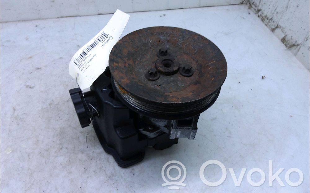 Mercedes-Benz Sprinter W901 W902 W903 W904 Pompa servosterzo 