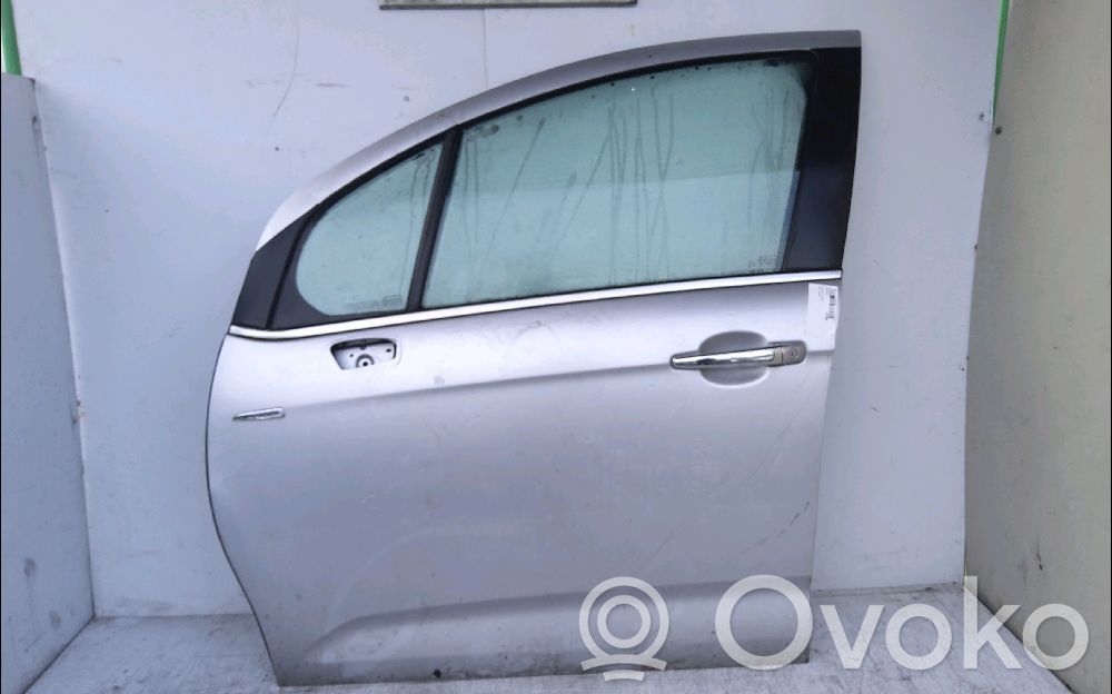 Priekinės durys   9002AZ