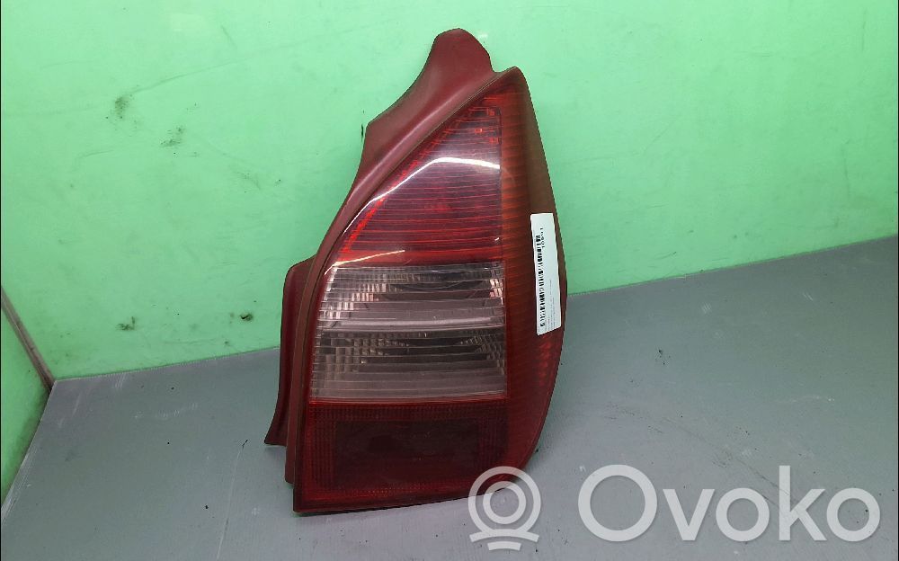 Citroen C2 Aizmugurējais lukturis virsbūvē 
