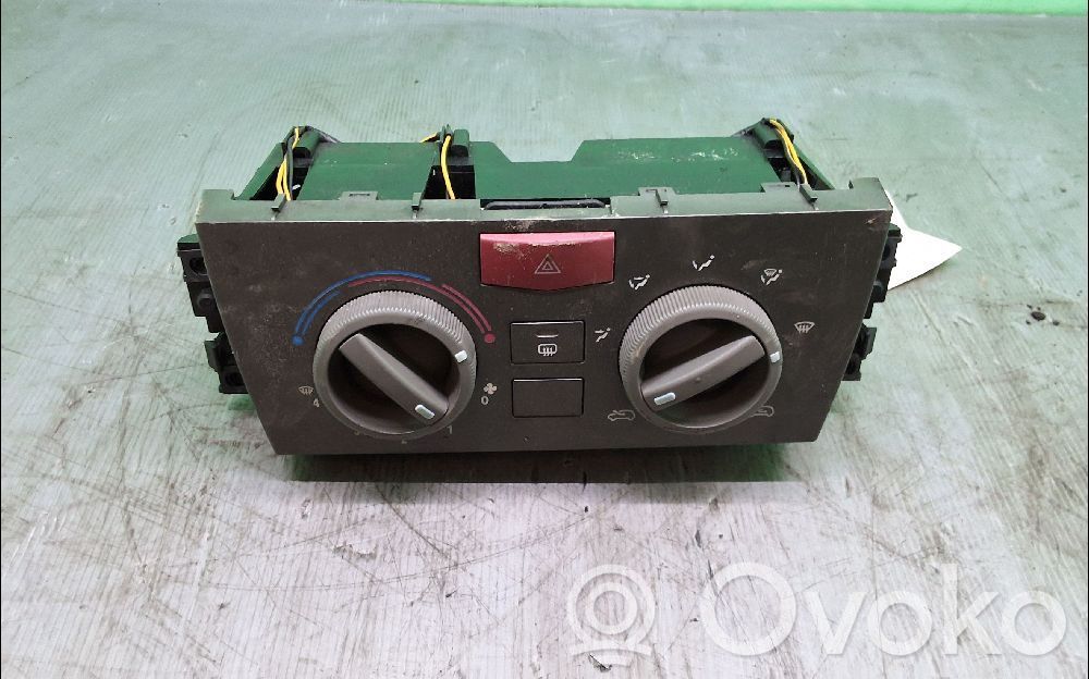 Lancia Ypsilon Air conditioning/heating control unit 