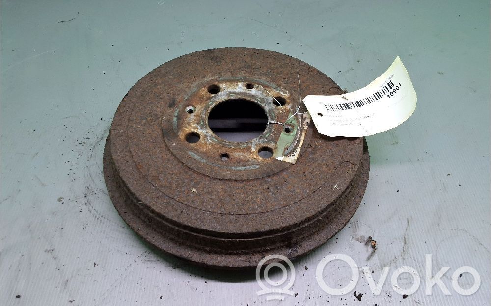 Fiat Punto Evo Hamulec bębnowy tylny 