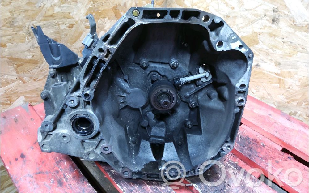 Renault Clio III Manualna 5-biegowa skrzynia biegów 