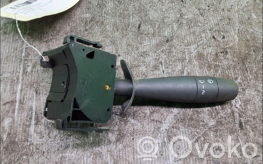 Renault Trafic II (X83) Wiper control stalk 
