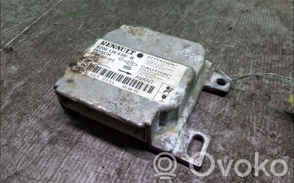 Airbag control unit/module   8200375763,8200136038,8200136038