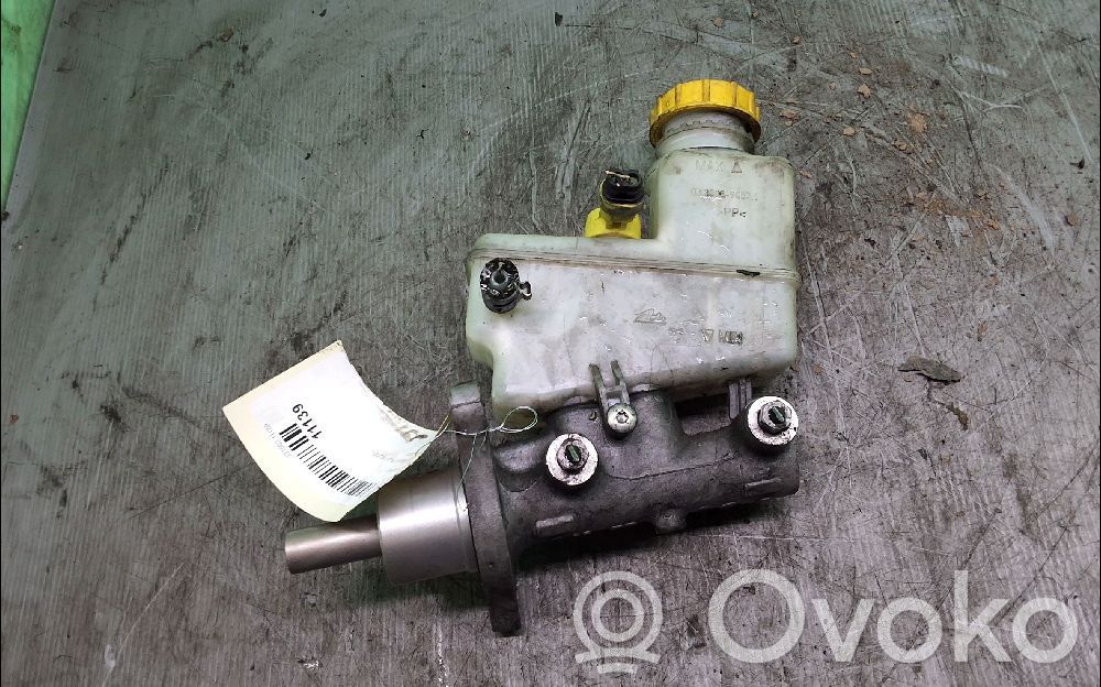 Główny cylinder hamulca   77365598