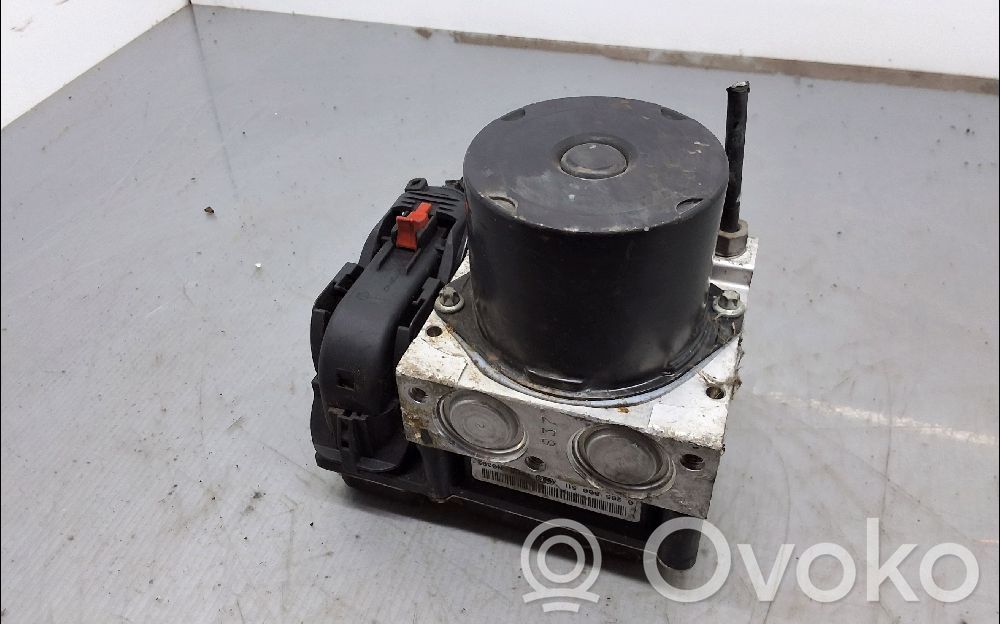 Volkswagen Polo IV 9N3 Unidad de control/módulo del ABS 