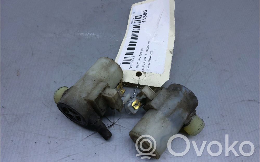 Suzuki Swift I Windscreen/windshield washer pump 