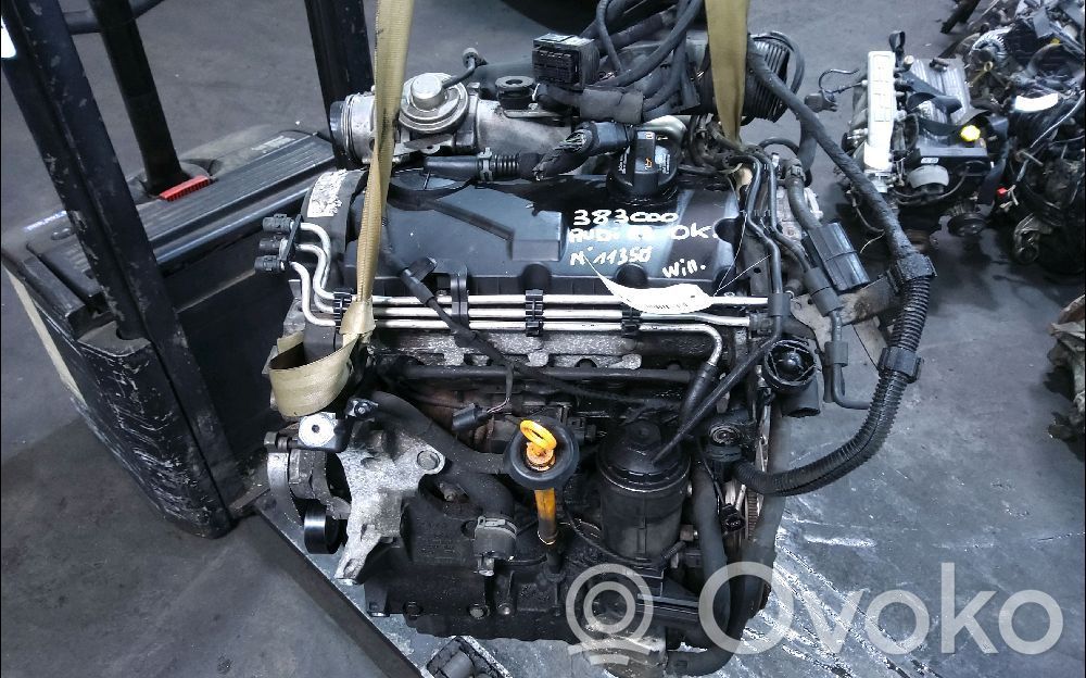 Silnik   3G100098MX,BXE,BXE
