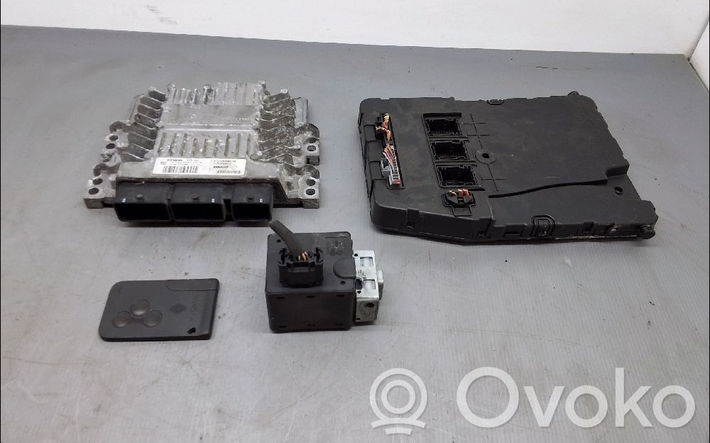 Renault Megane II Kit cu ECU motor și set închidere uși 