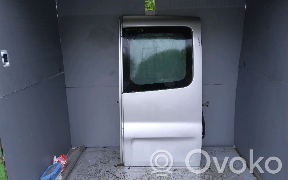 Opel Vivaro Krovinių (bagažinės) durys 