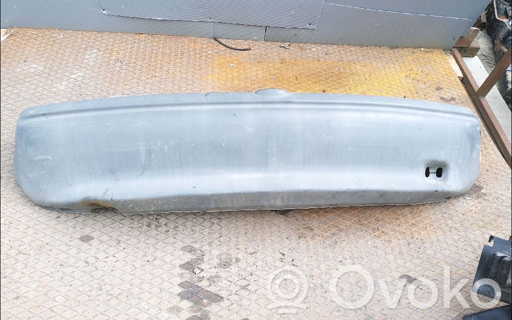 Opel Corsa B Bamperis 