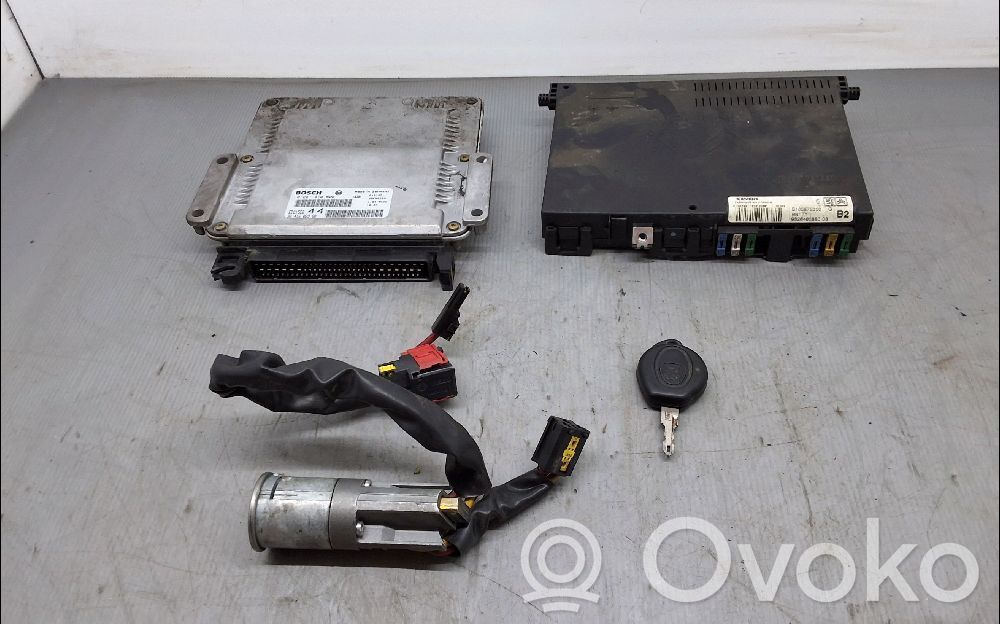 Peugeot 206 Kit cu ECU motor și set închidere uși 