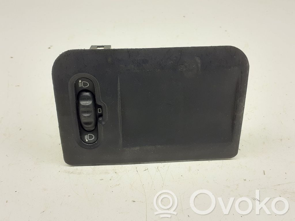 Renault Clio II Headlight level height control switch 