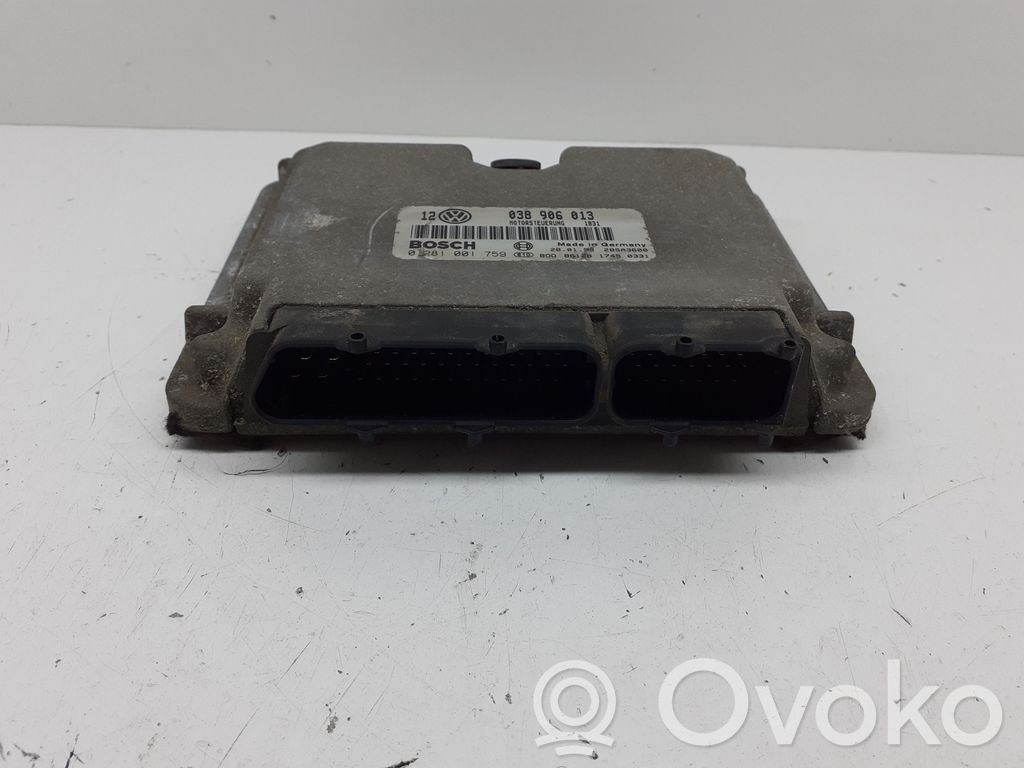 Volkswagen Golf IV Engine control unit/module 