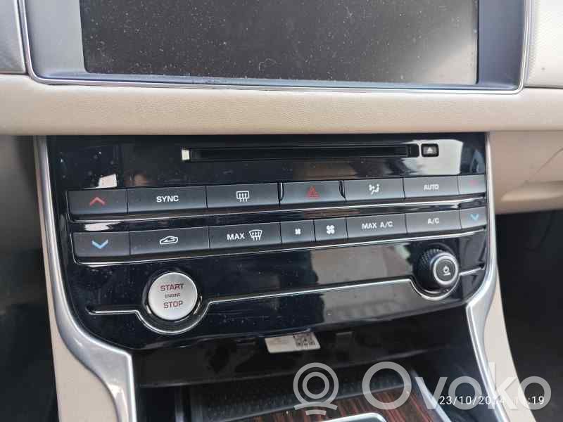 Jaguar XF X260 Climate control unit 