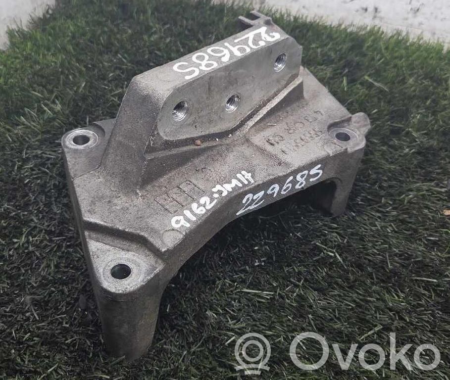 Opel Corsa E Suport tampon motor 