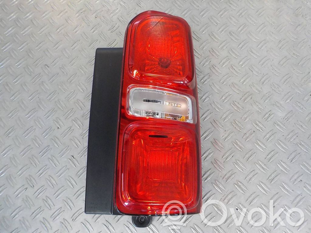 Toyota Proace Rear/tail lights 