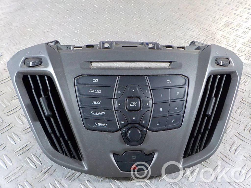 Ford Transit Custom Radio/CD/DVD/GPS head unit 