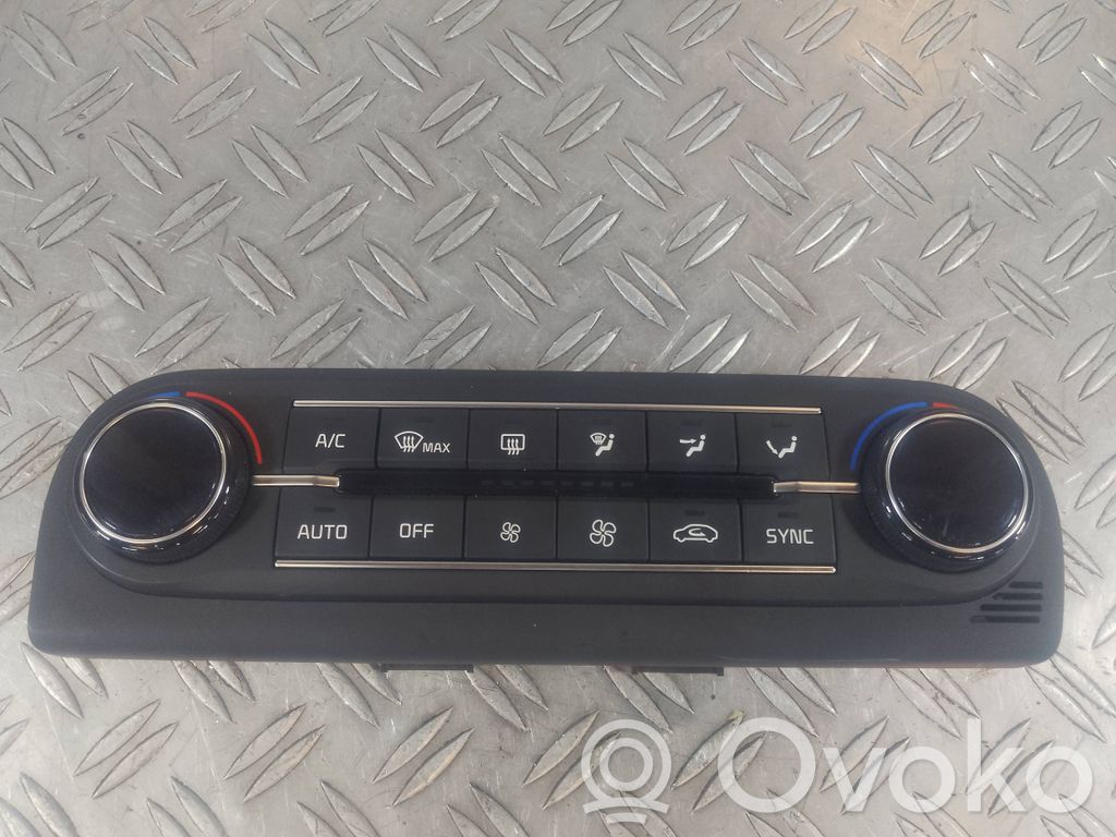 KIA Pro Cee'd III Climate control unit 