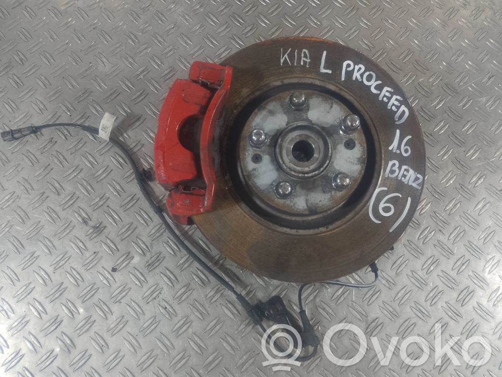KIA Pro Cee'd III Front wheel hub spindle knuckle 