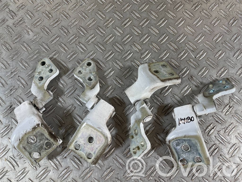 Loading door hinge set   080D34420