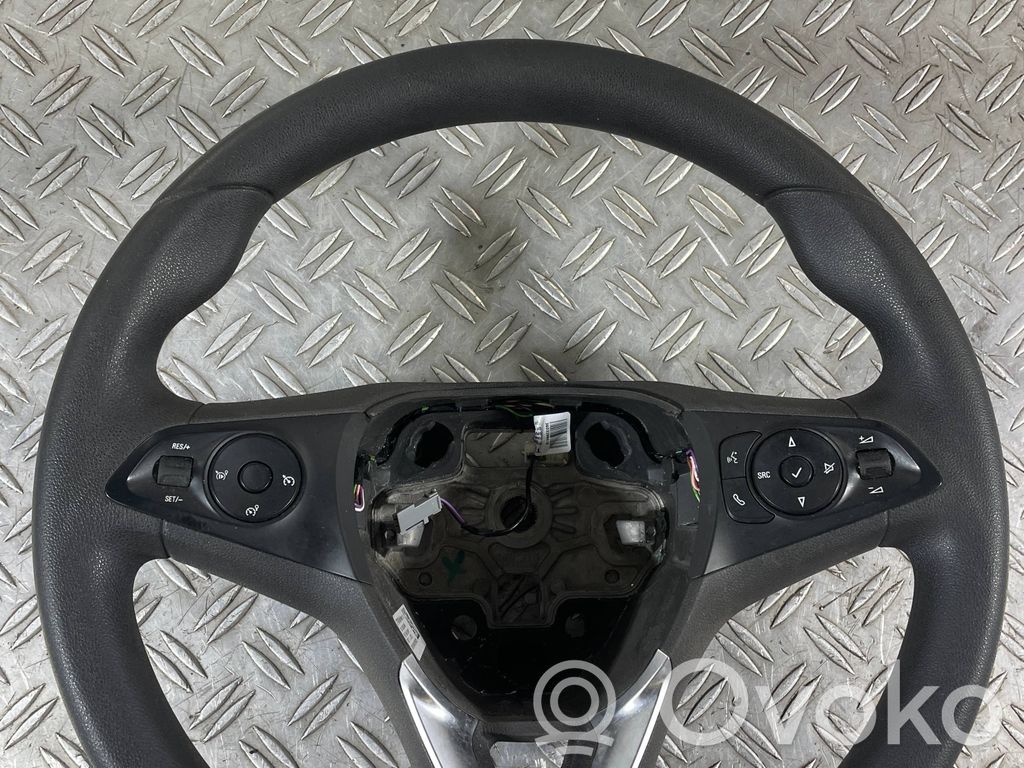 Opel Combo E Steering wheel 
