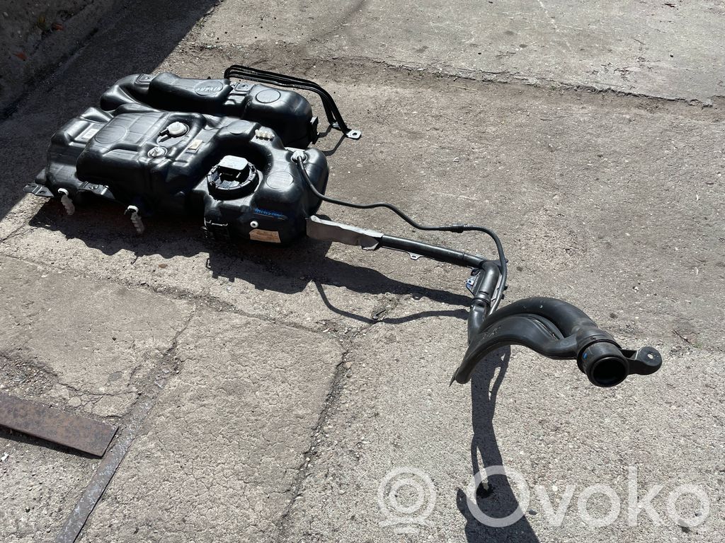 Opel Vivaro Rezervor combustibil 
