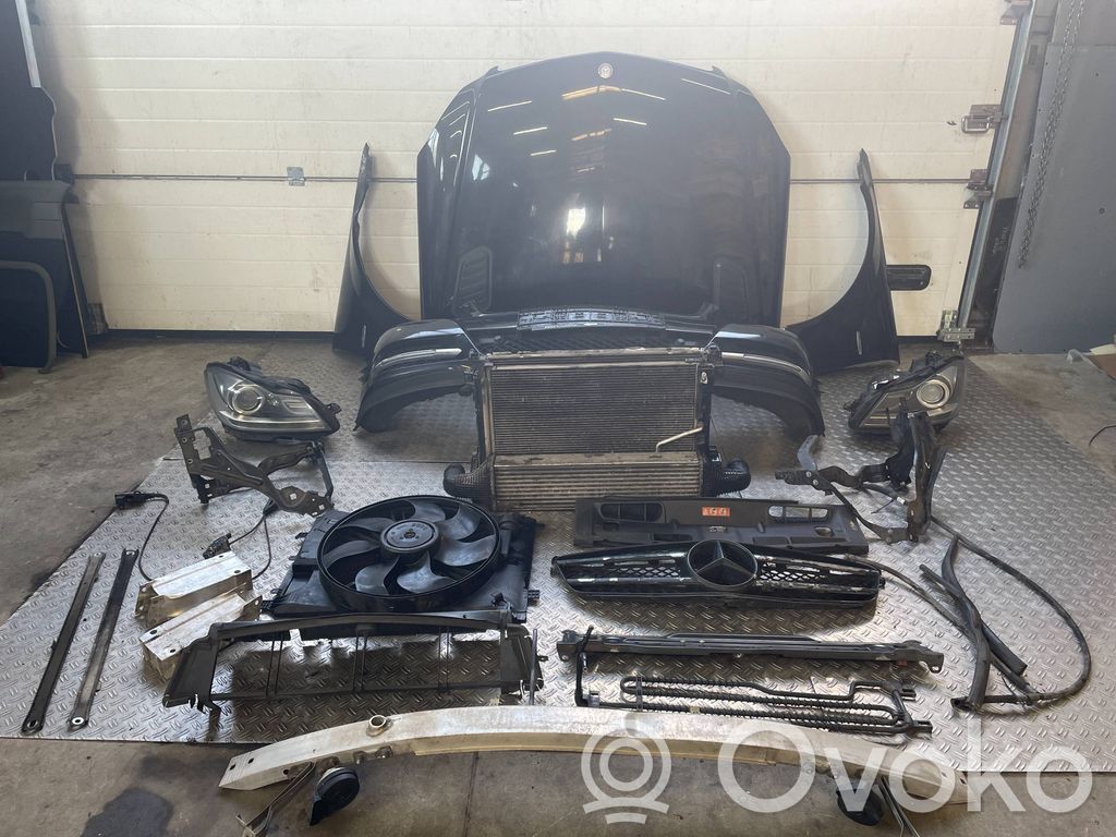 Mercedes-Benz C W204 Kit bară față 