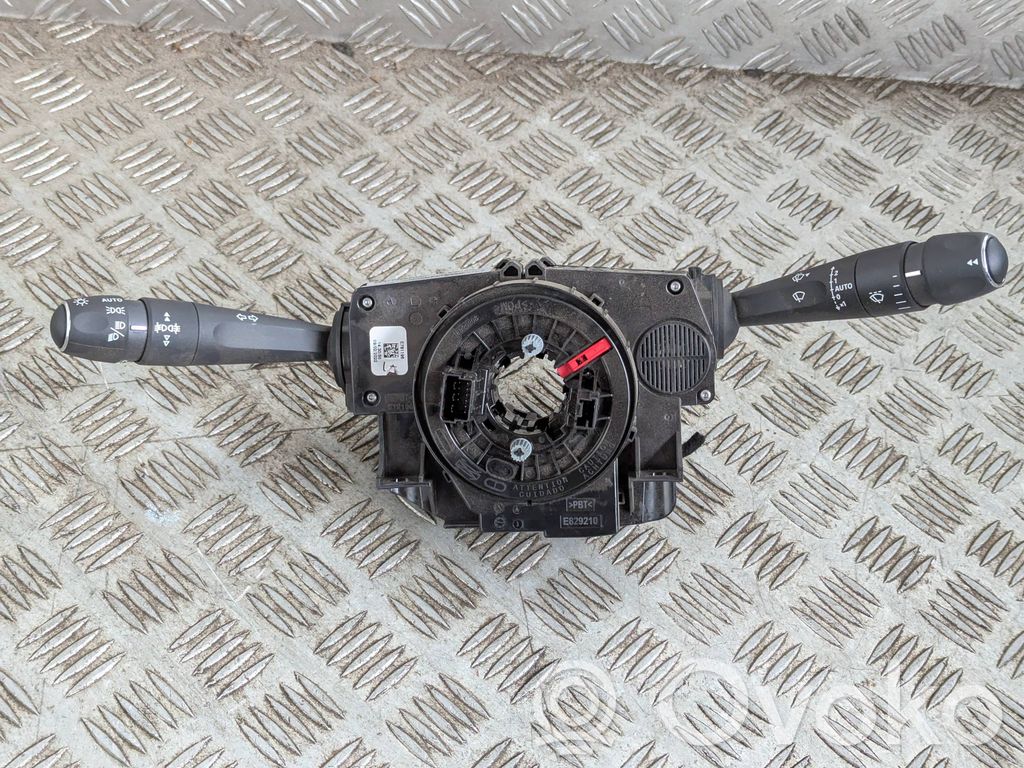 Citroen C4 X Interruptor/palanca de limpiador de luz de giro 